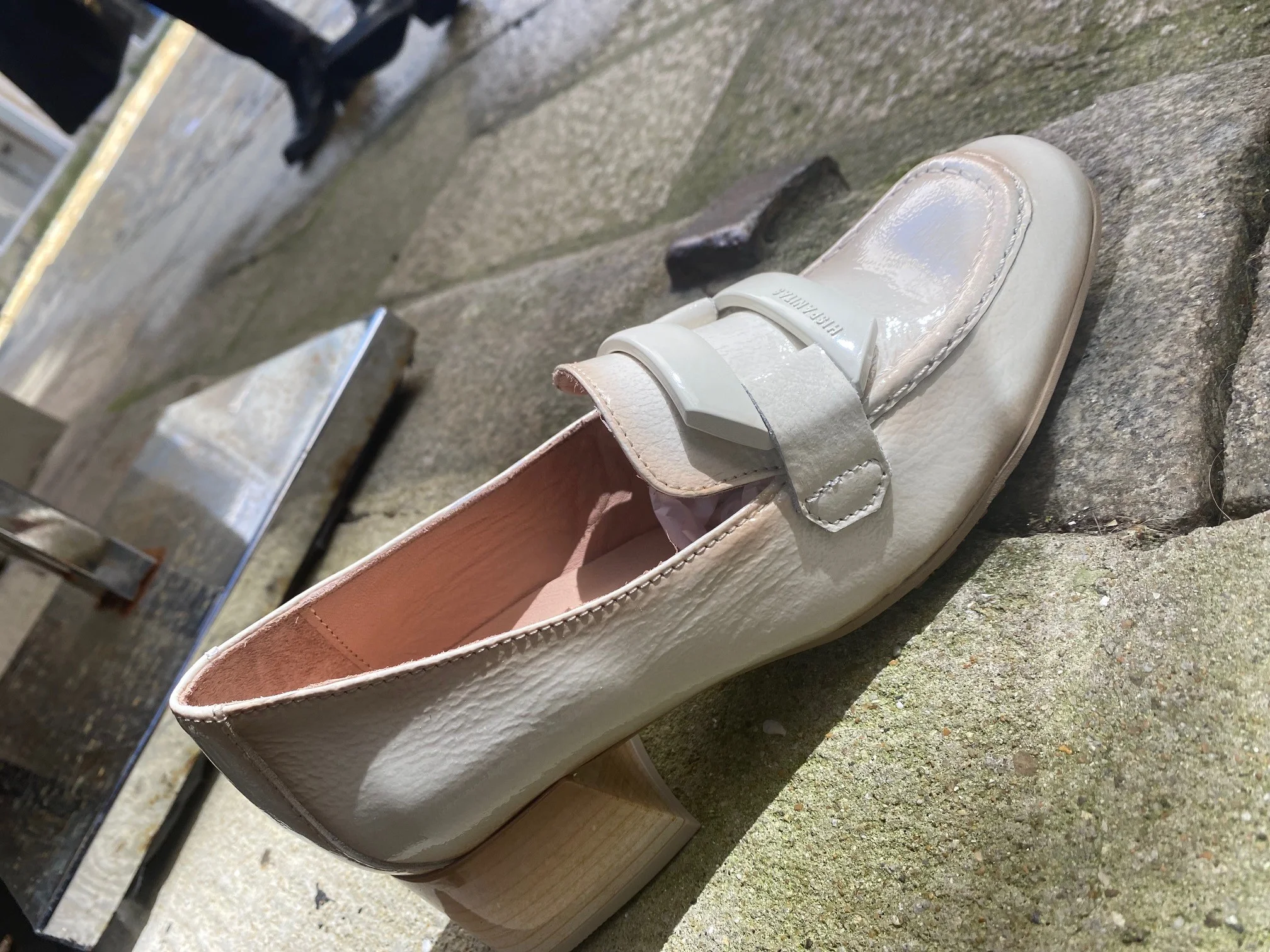 mocassin vernis blanc crème