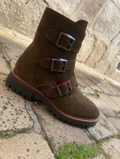 Boots kaki plate boucles