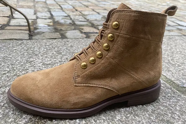 Bottines plates camel