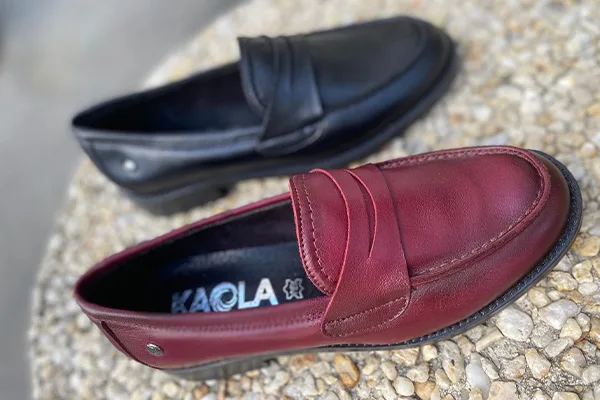 Mocassin élégant uni